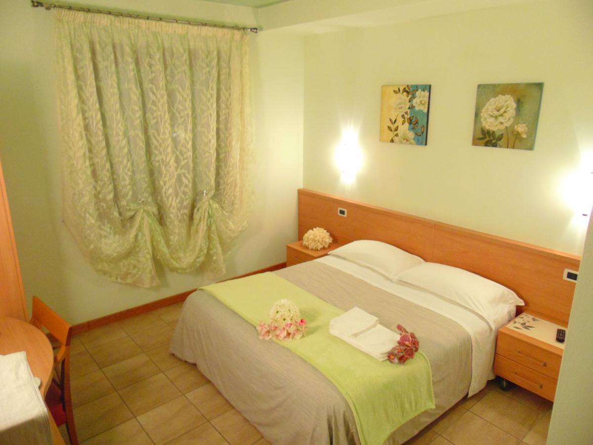 מלון קמפלטו Casa Gaia מראה חיצוני תמונה